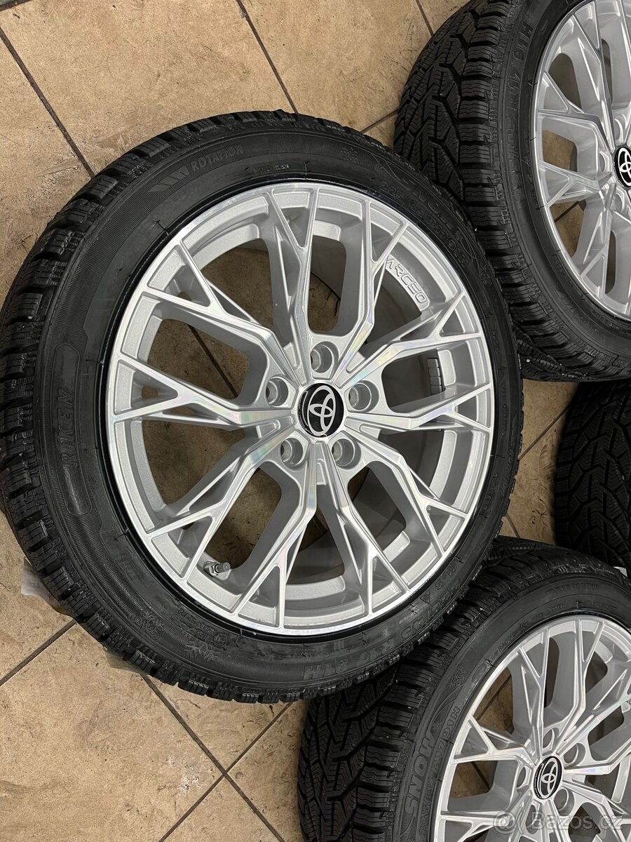Nová zimní sada pro TOYOTA Corolla 225/45 R17 - 5