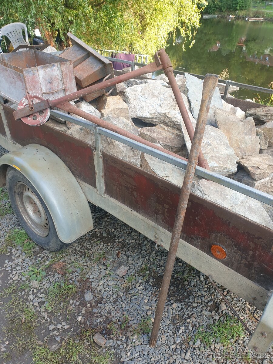 Vrátek, zbíječka, forma na tvárnice - 5