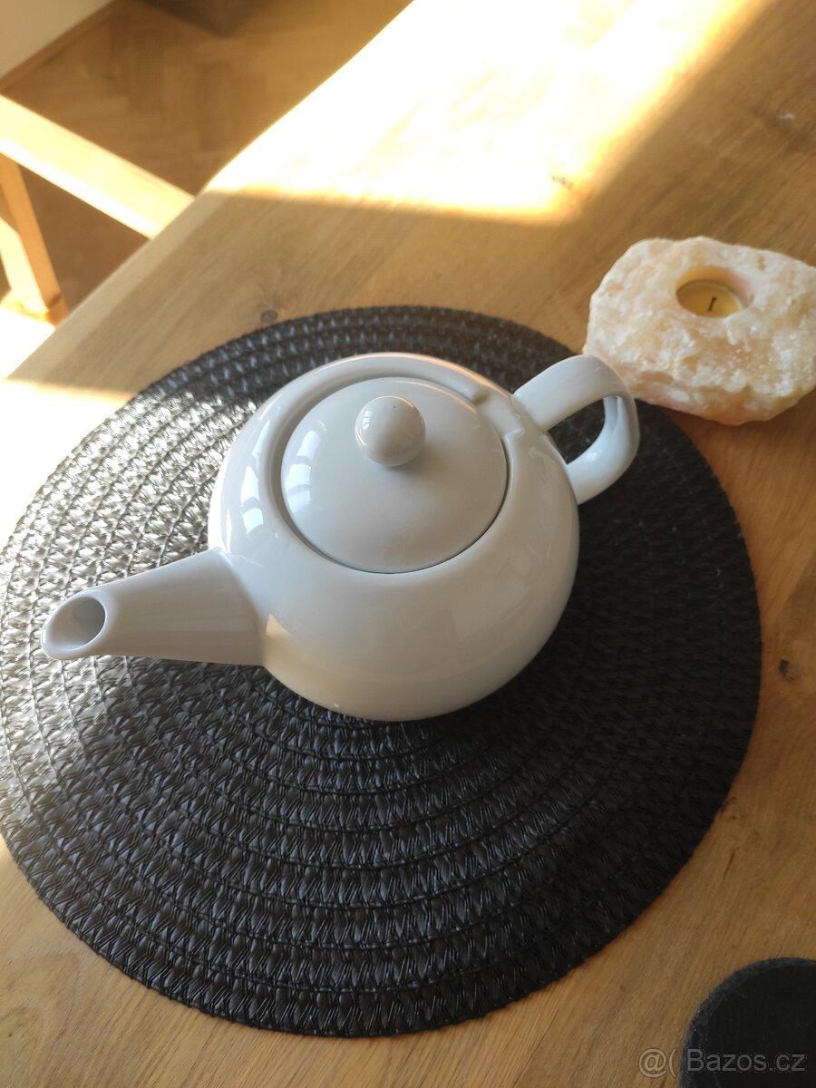 Bílá porcelánová konvice NOVÁ - 5