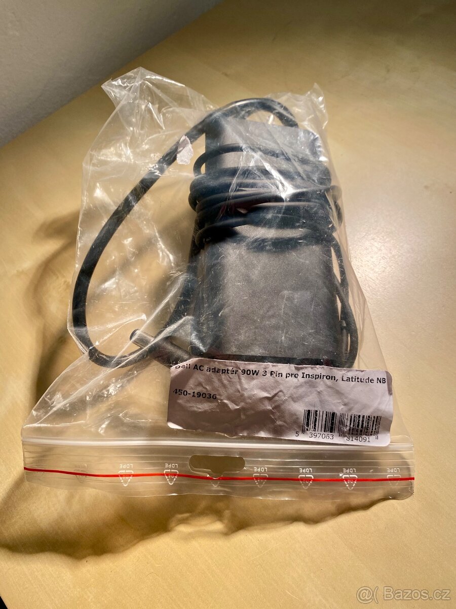Napájecí zdroj Dell 90W 4.62A LA90PM130 - 5