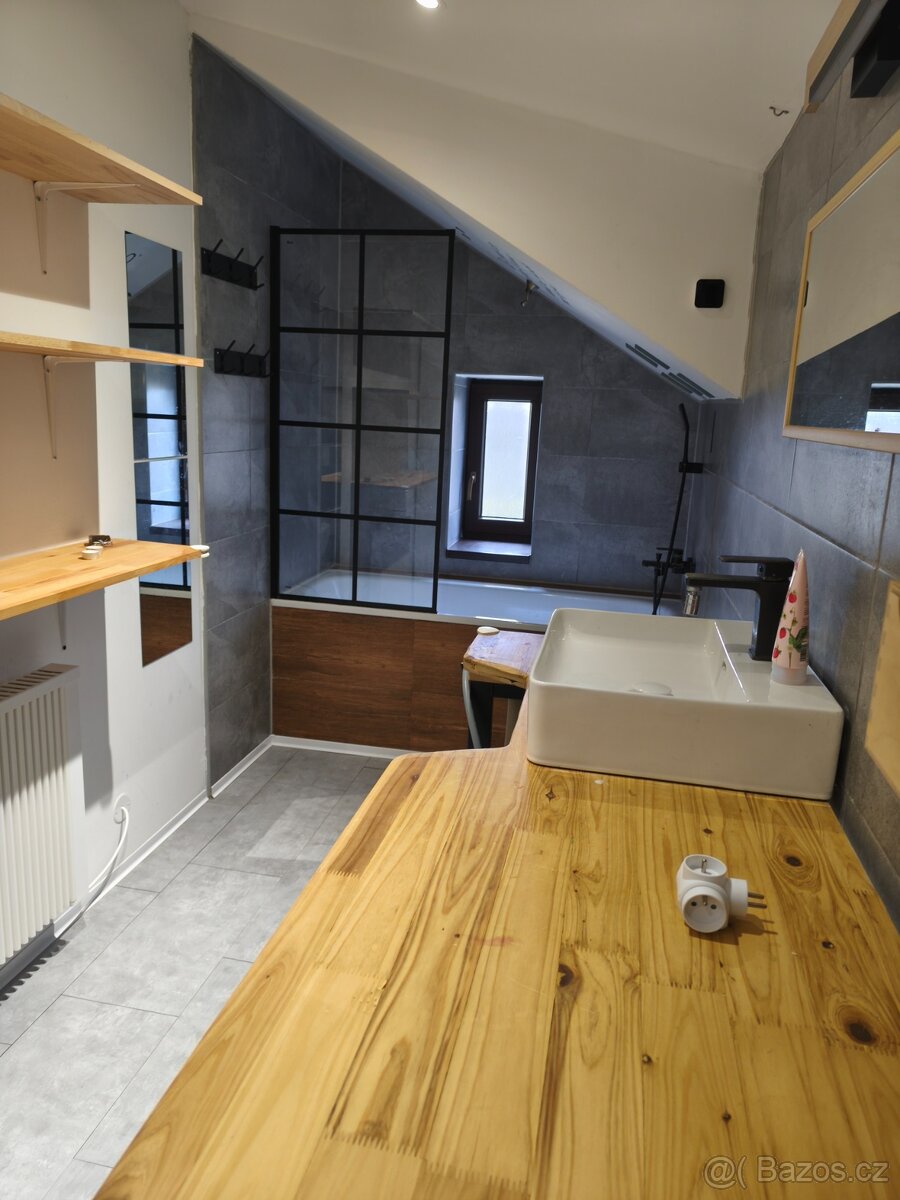 Byt 2kk + vestavěné podkroví - 5