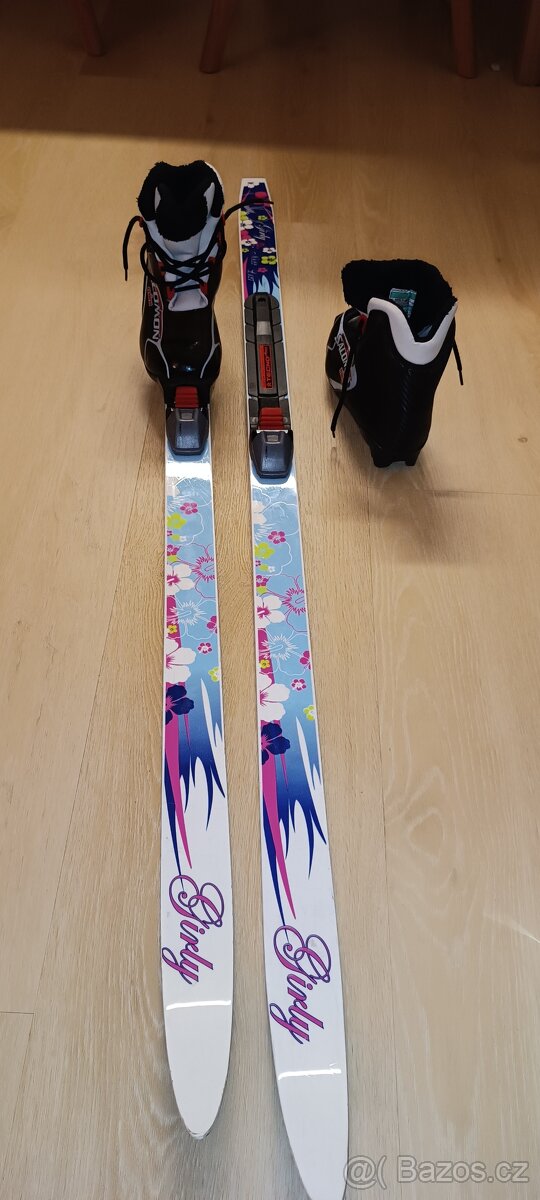 Dětské běžky 125 cm + boty č.34 + hůlky 100 cm - 5