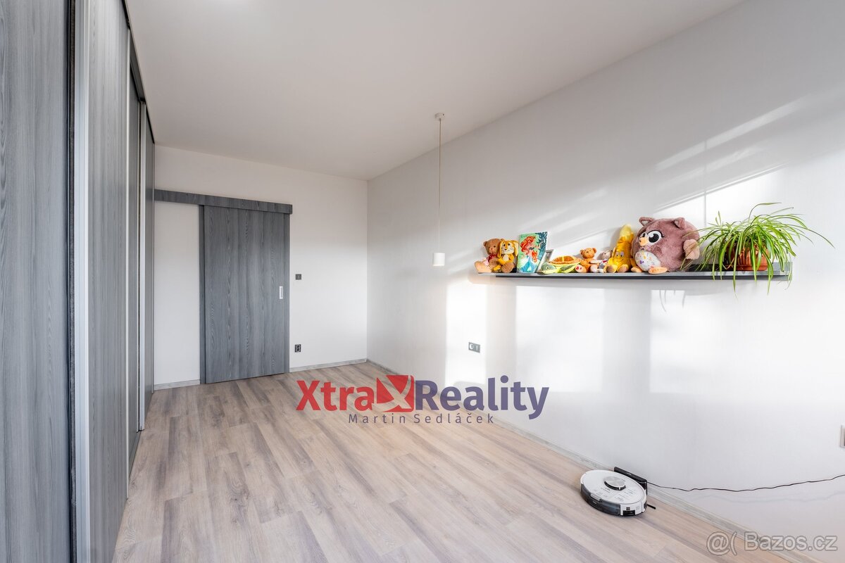 Prodej bytu 2+kk 52 m², DV, ev.č. 00074 - 5