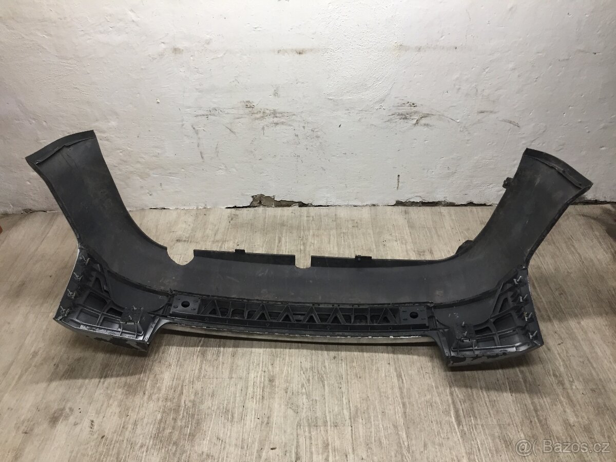 AUDI A4 B6 SEDAN 2000-2004 - ZADNÍ NÁRAZNÍK - 5