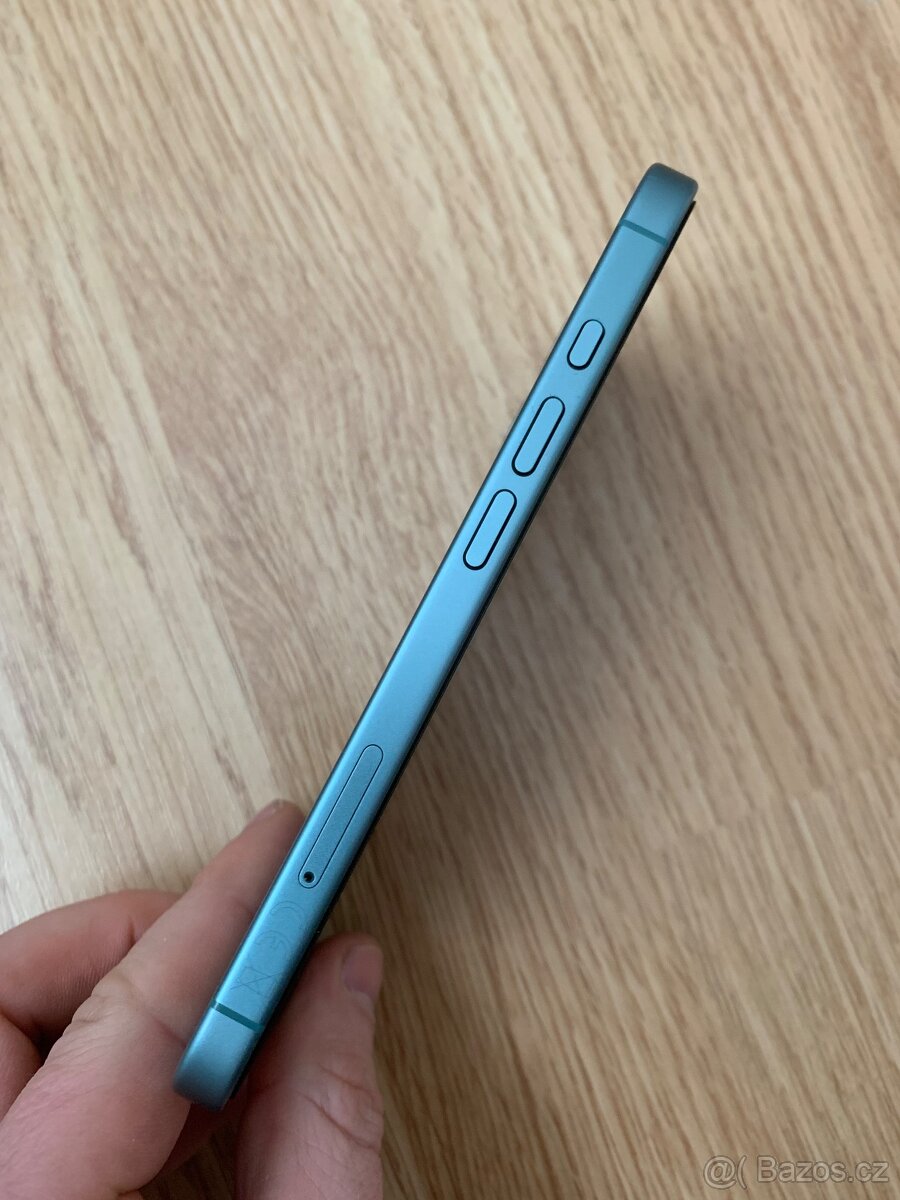 iPhone 16 / 128GB - 5