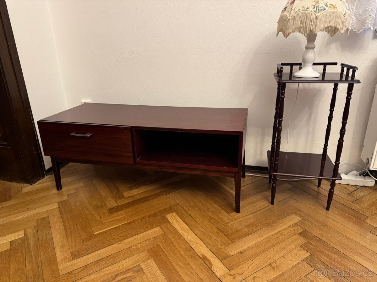 retro nábytek 70. léta - 5