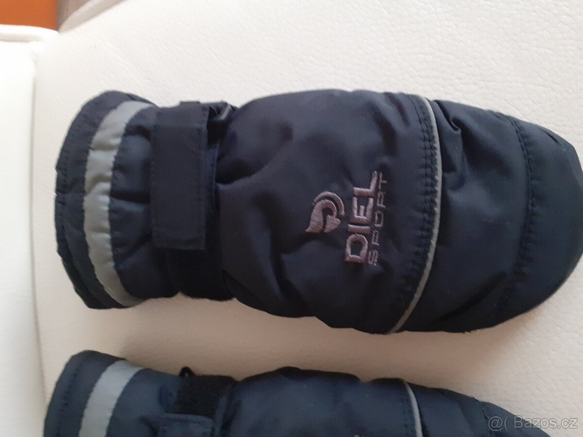 Prodám dětské lyžařské rukavice zn. DIEL, vel. 6,5. - 5