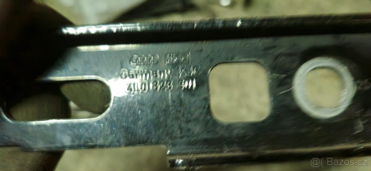 Panty kapoty Audi Q7 4L - 5