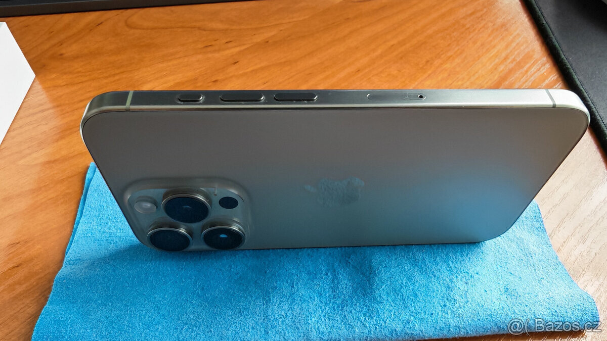 Iphone 15 pro 128GB natural titanium - baterie 94% - 5