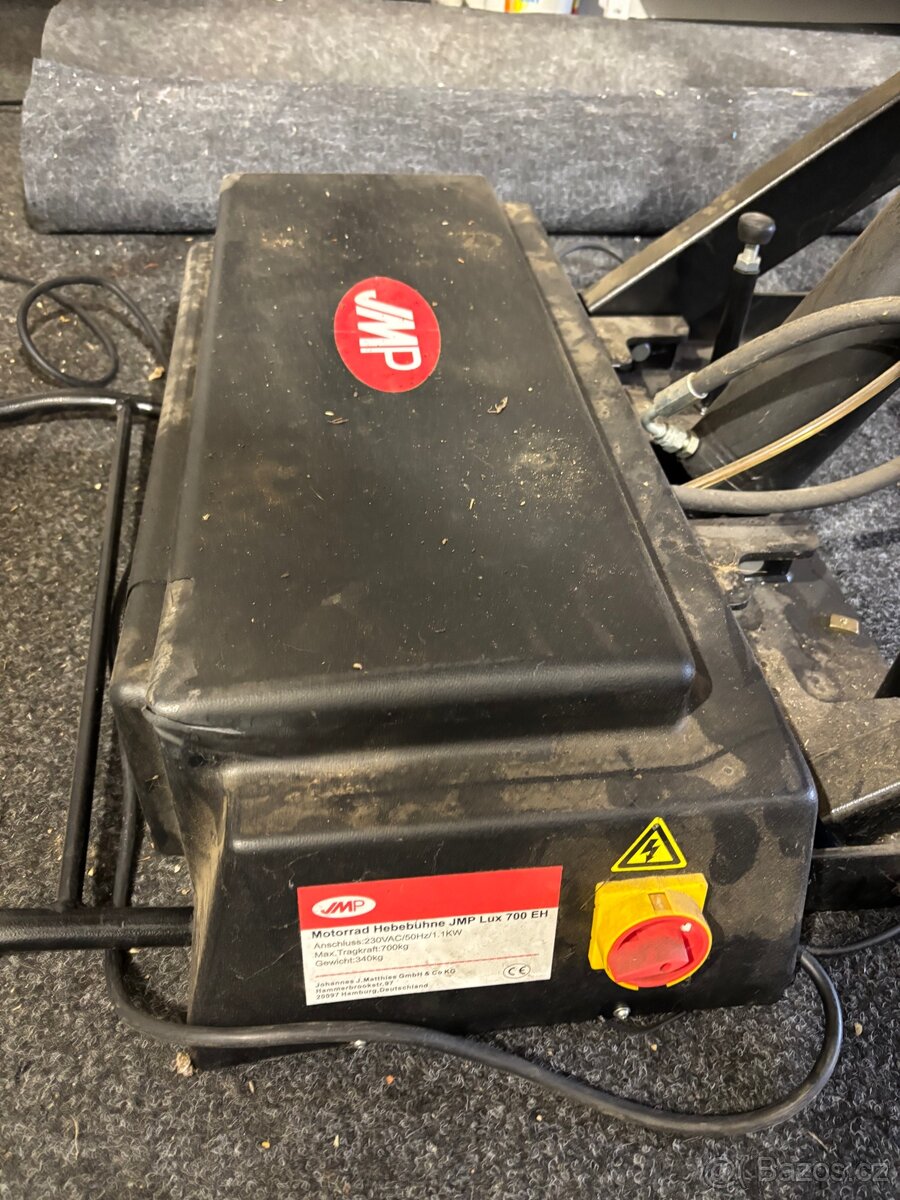 Zvedák na čtyřkolky a motorky 700kg - 5