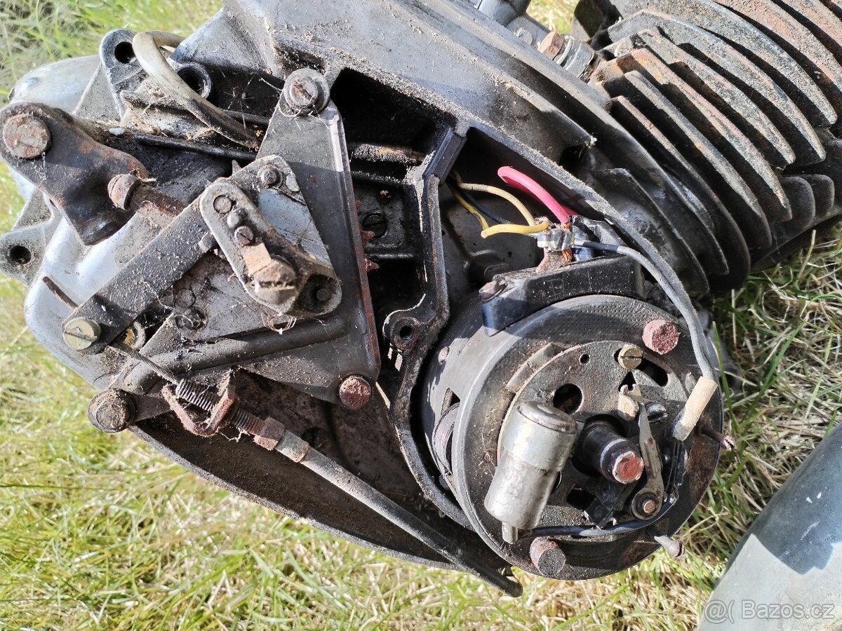 Motor Jawa 250/590 Sport a Californian - 5