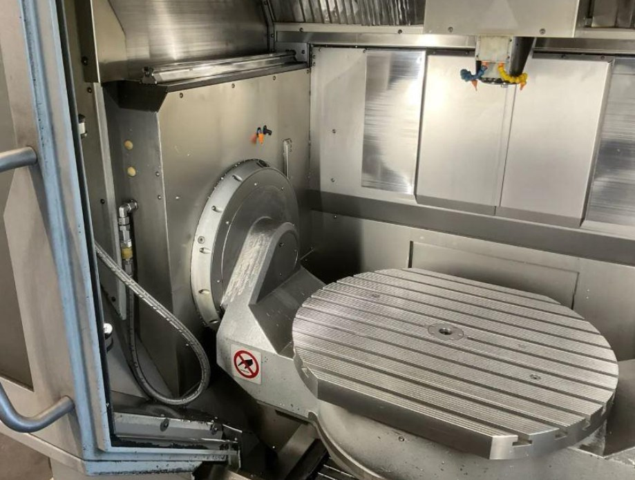 Obráběcí centra - pětiosá C 40 U DYNAMIC - 5