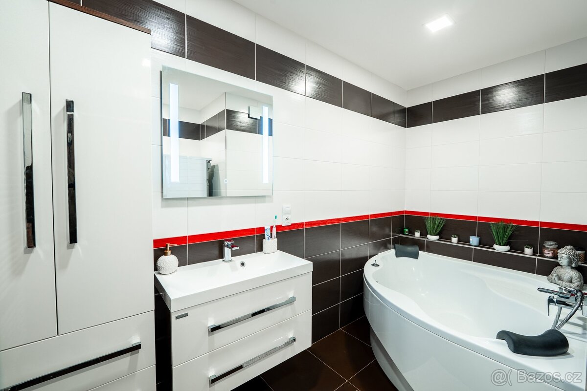 Prodej bytu 3+1 85 m², Praha - Letňany, ev.č. 00062 - 5