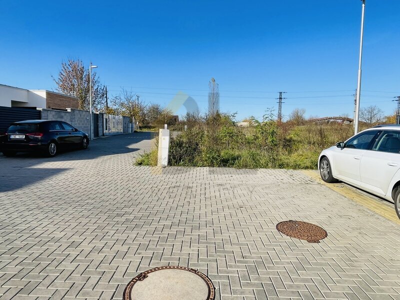 Prodej stavebního pozemku 2015m2, Hodonín - 5