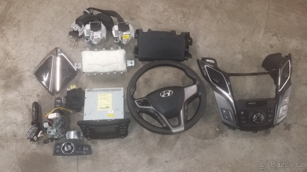 hyundai i40 kombi 1.7crdi rv2013 - 5