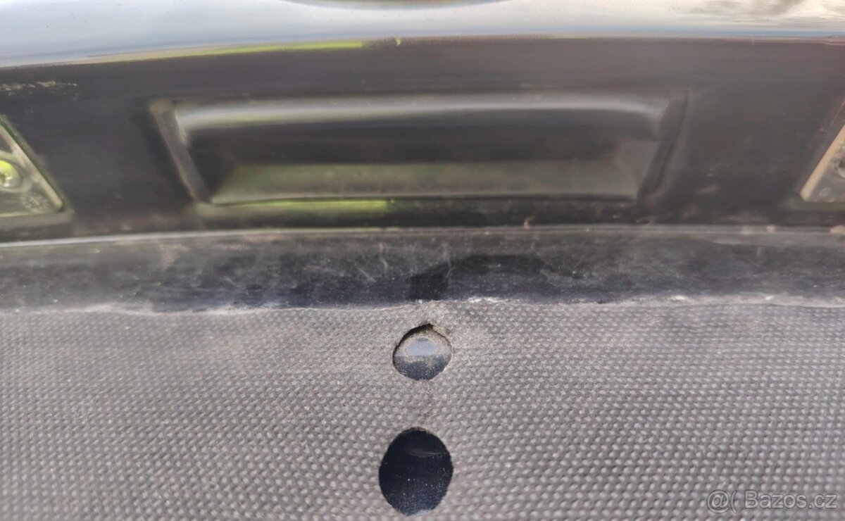 prodám víko kufru na Škodu Superb 1 ,černá 9910 - 5