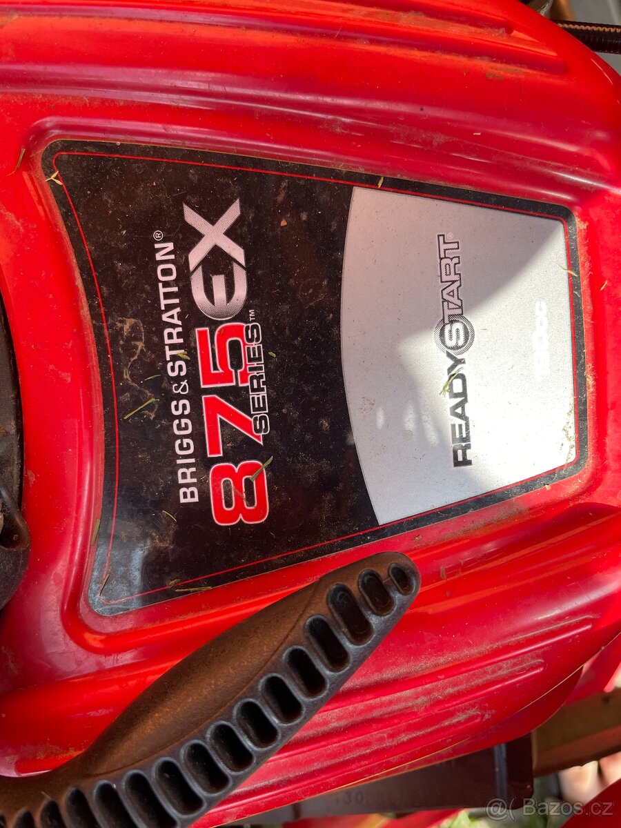 Zahradní traktůrek xe80 - 5