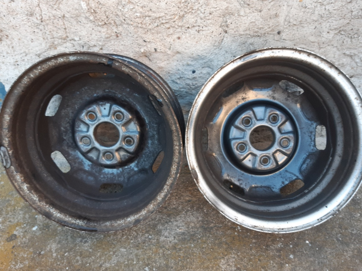 PRODÁM 2ks PLECHOVÝ DISK MAZDA 14x5 1/2 JJ - 5