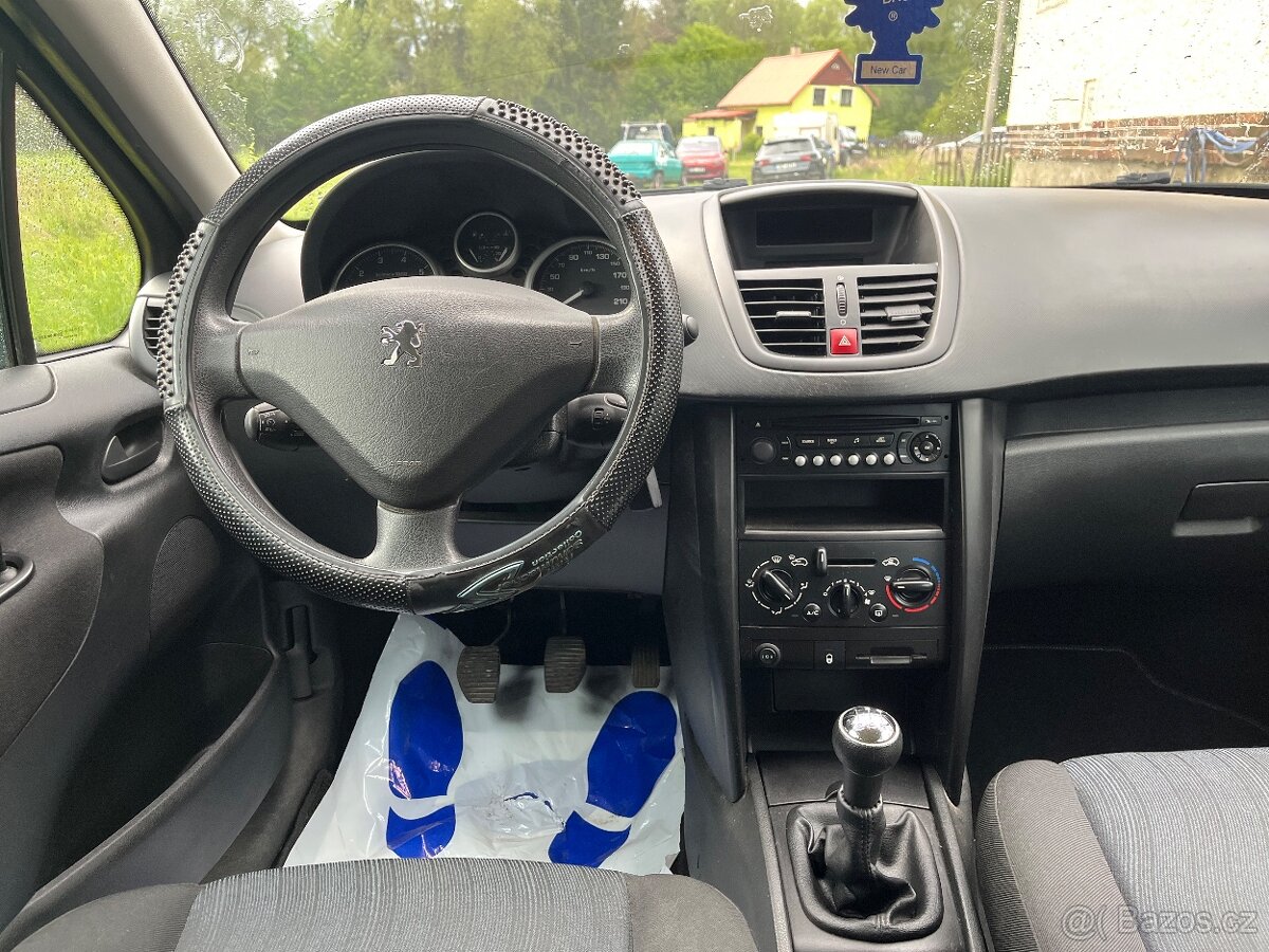 Peugeot 207 - 5
