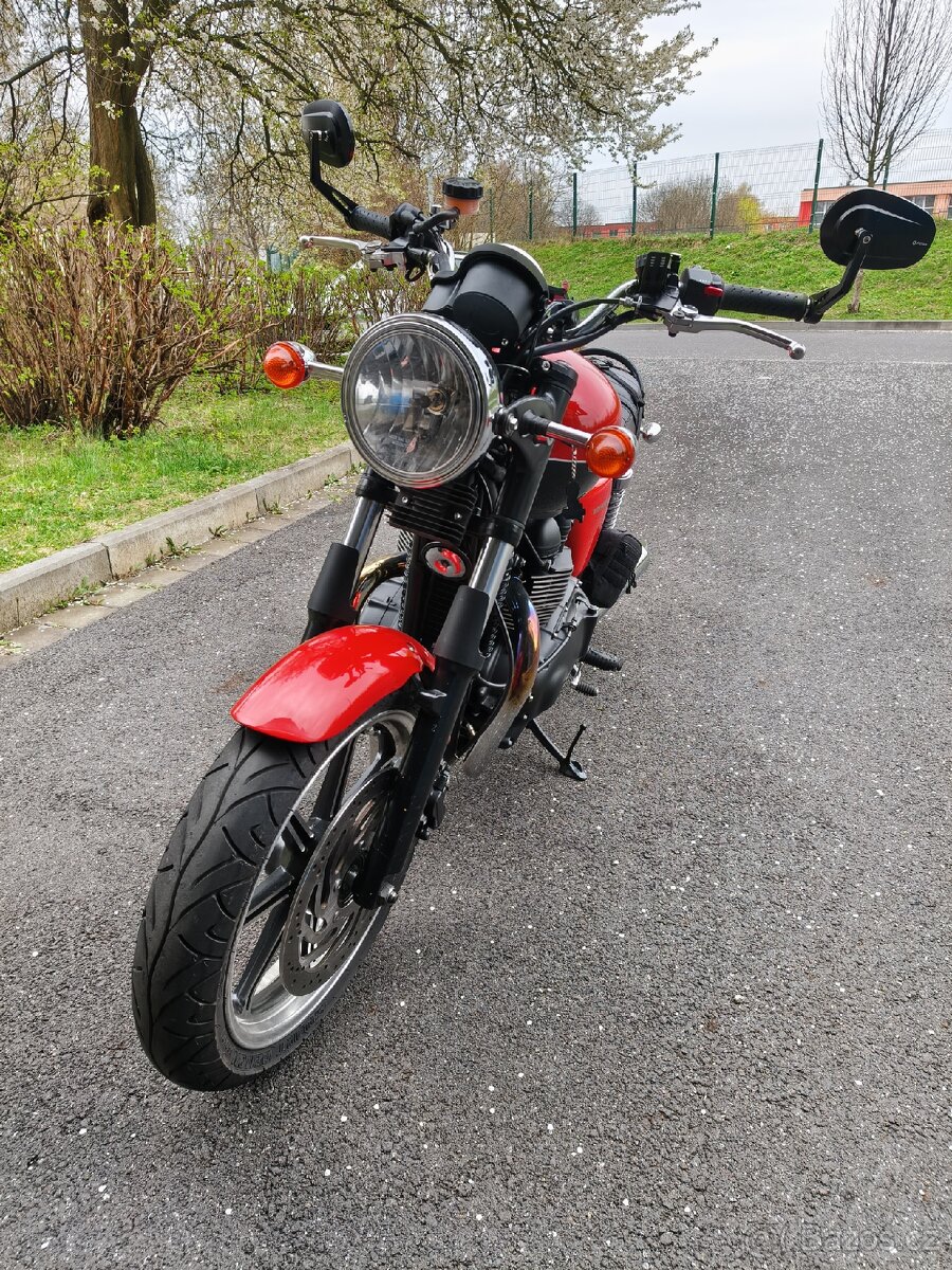prodám motorku Triumph Bonneville - 5