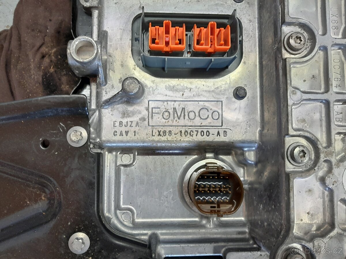 Ford kuga 2,5 hybrid 4x4 r.v.2021 vysokonapěťová baterie - 5