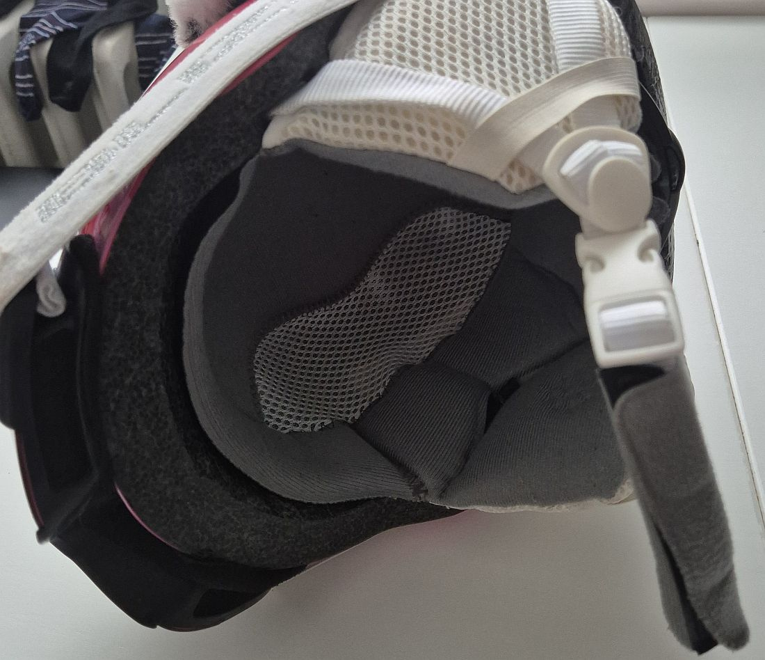 HELMA NA LYŽE VEL S (SALOMON) + BRÝLE (BLIZZARD) + UŠI - 5