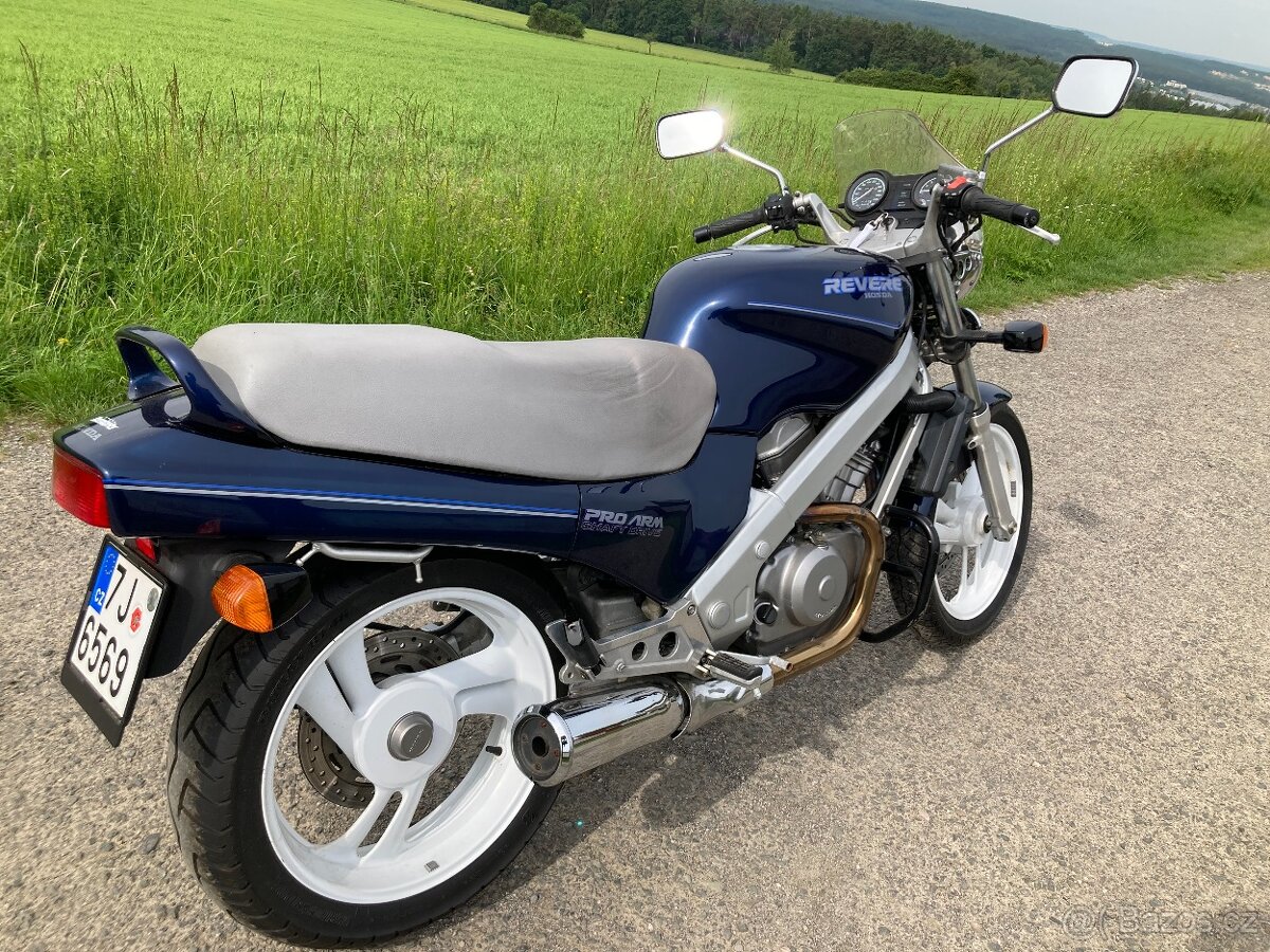 HONDA NTV 650 REVERE 37kW RV 1992 STK 09/2027 - 5