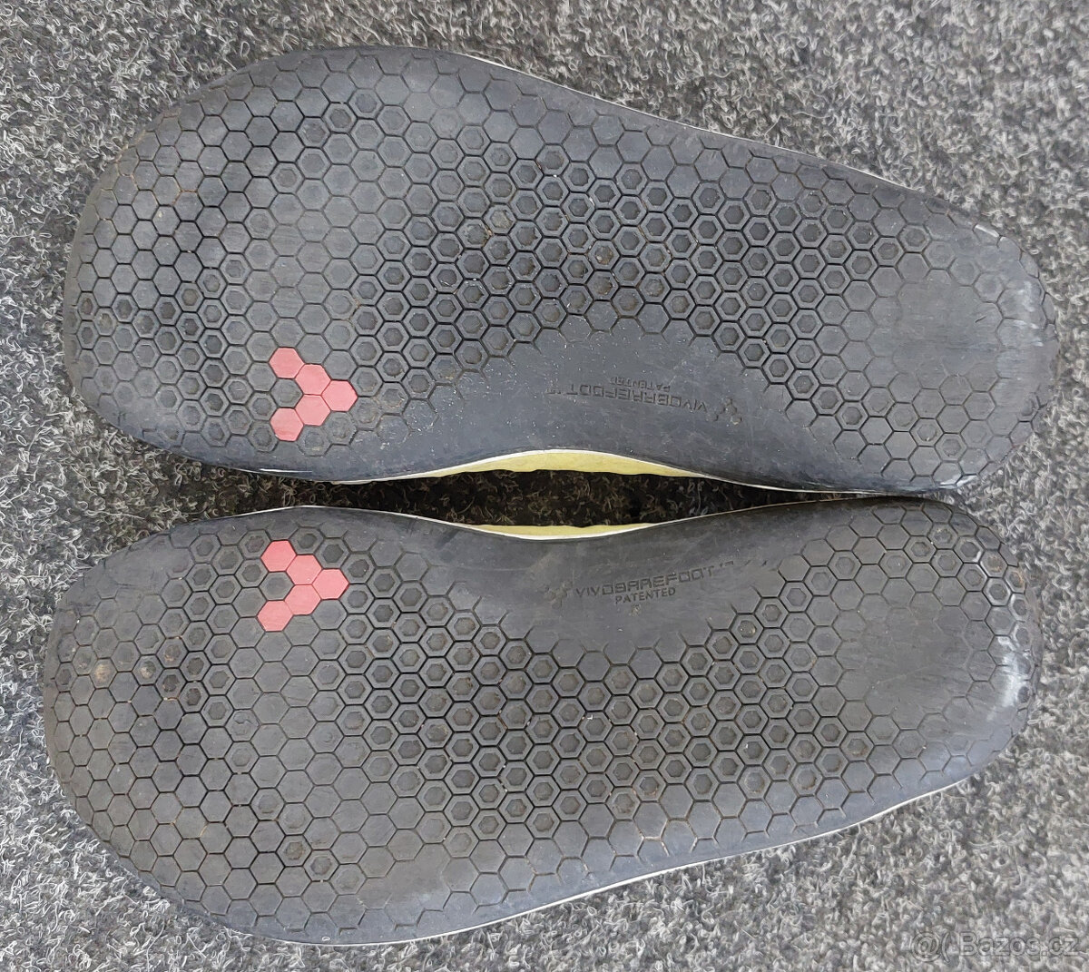 Vivobarefoot Stealth - 5