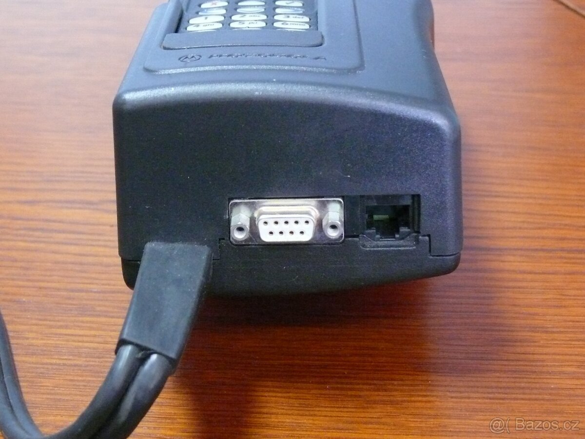 Motorola GP - vozidlový adaptér - 5