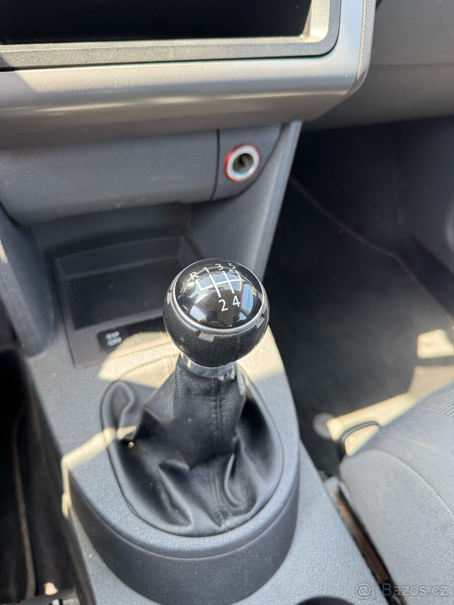 Volkswagen Touran 2.0D EcoFul - 5