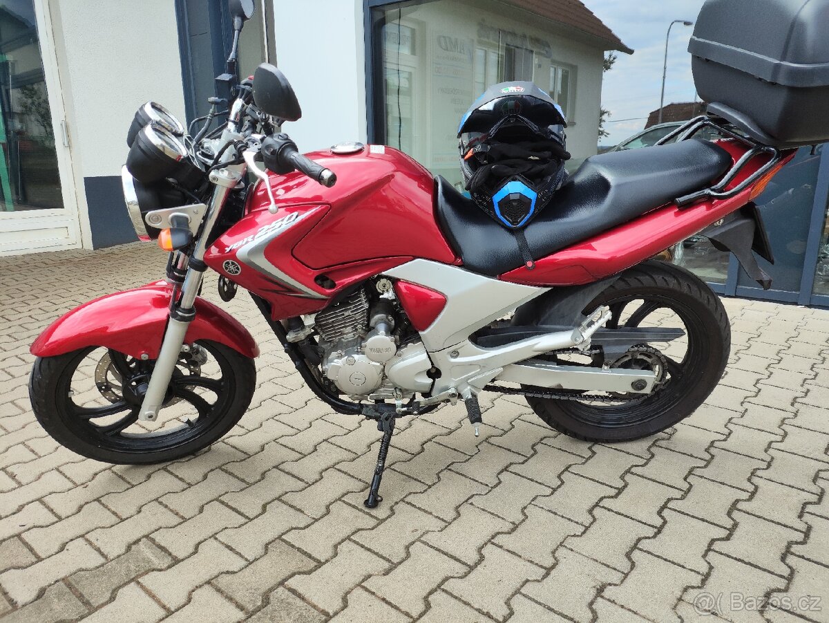 Yamaha YBR 250 - 5