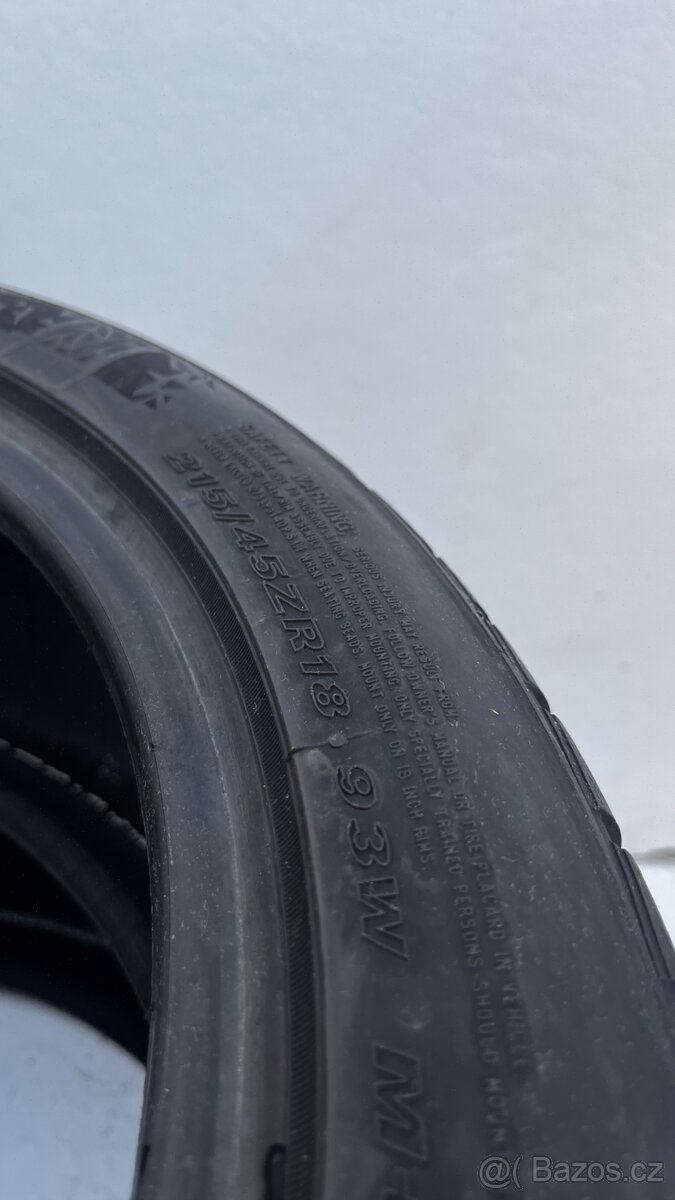 2x - zimní pneu - 215/45 R18 93V - NEXEN - 6.5mm - 5
