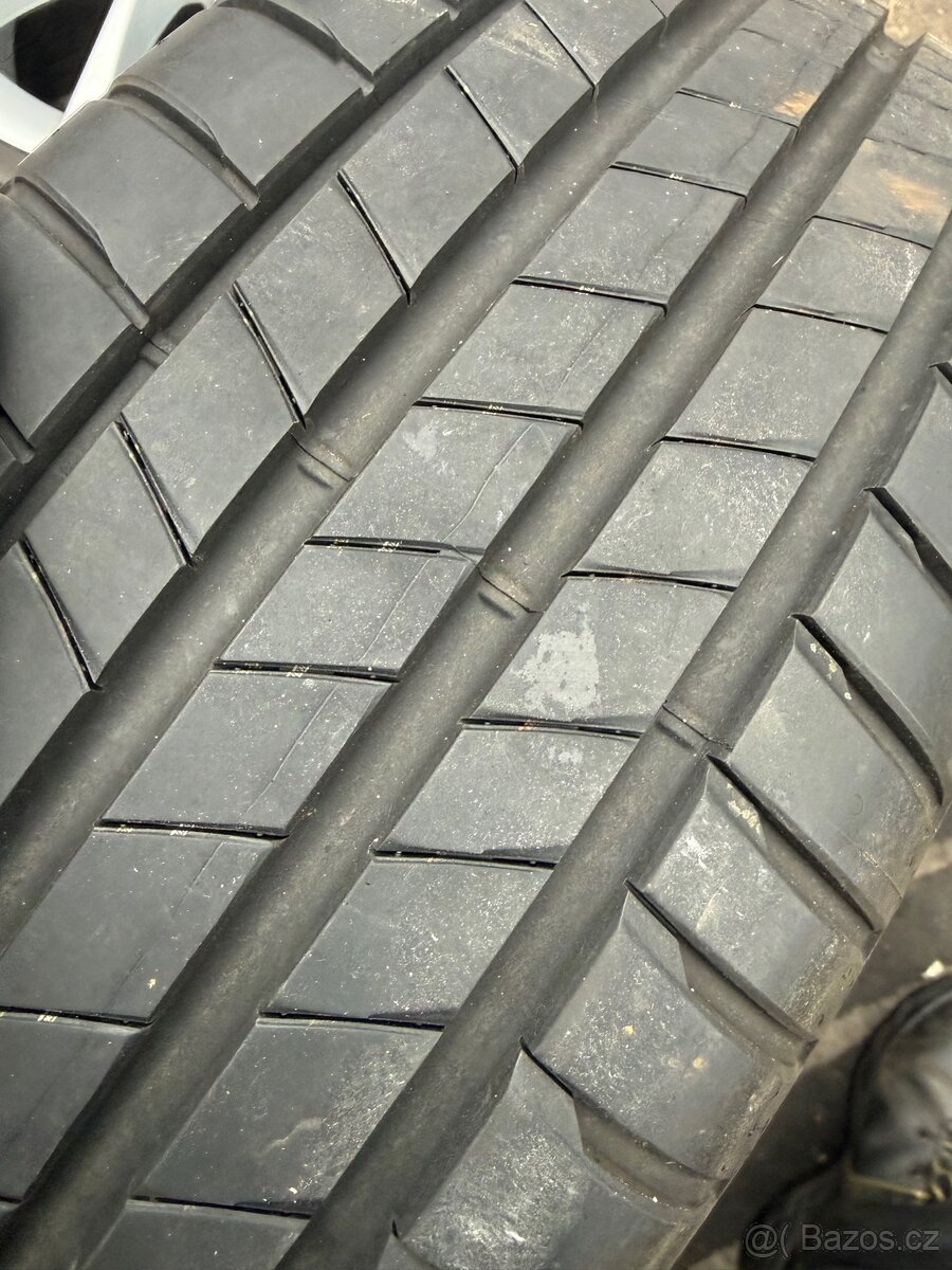 Letní kola Mercedes A B w177 205/55 R17 ET44 - 5