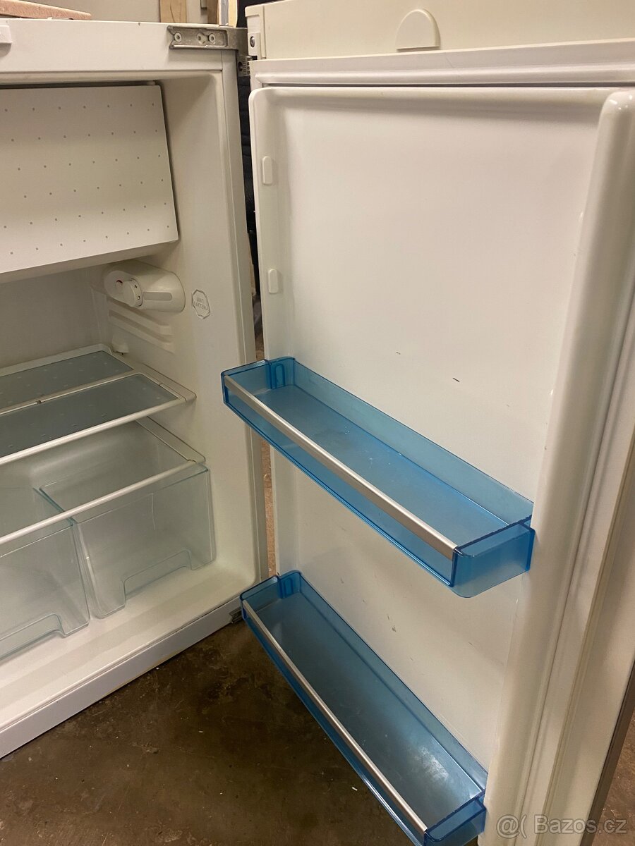 Vestavná Lednice Siemens - 5