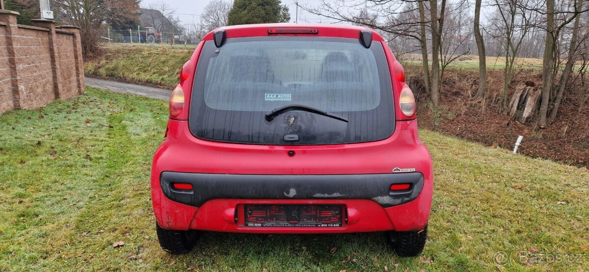 Peugeot 107,motor 1.0, rok výroby 2006 - 5