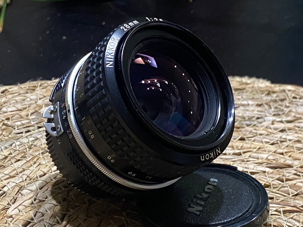 Nikon Nikkor 28mm f/2,8 AI - 5