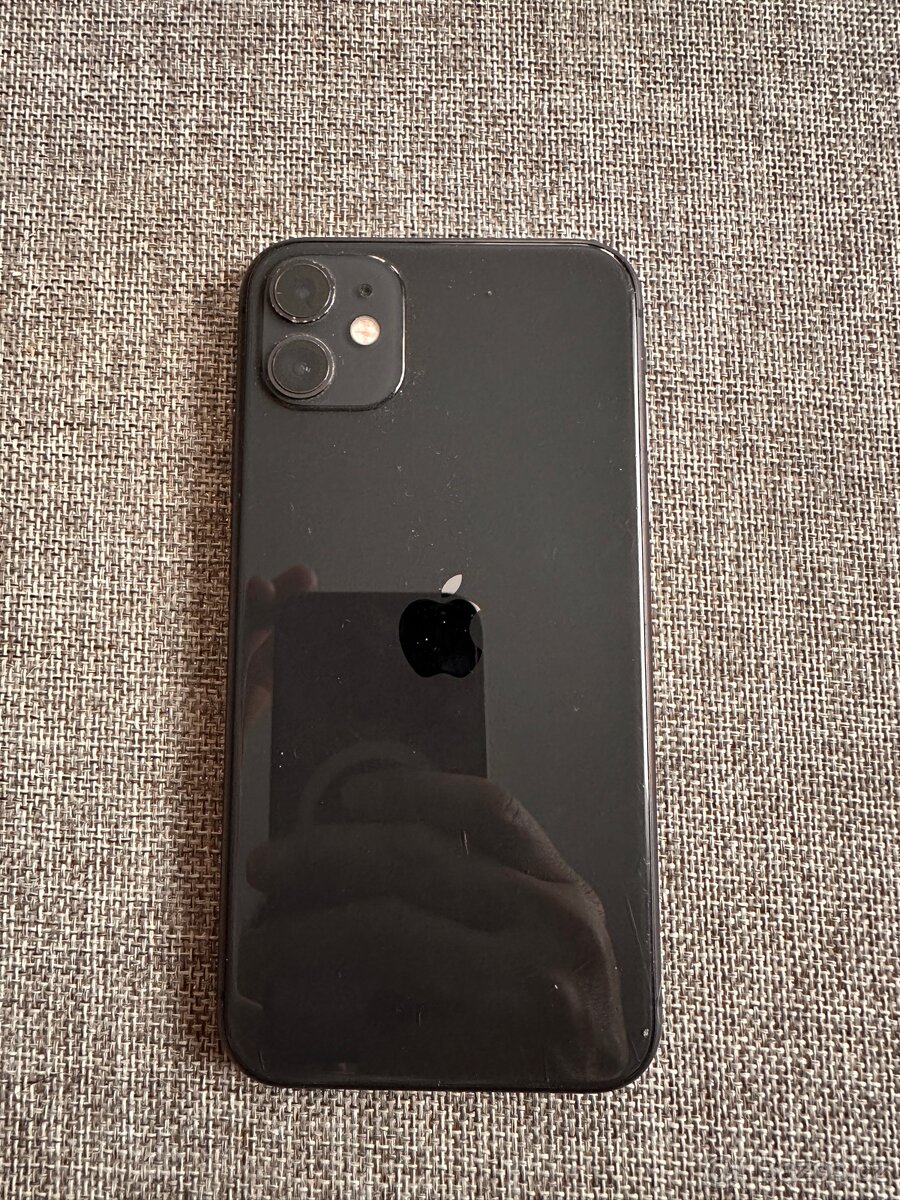 Prodám IPhone 11, černý 64 GB - 5