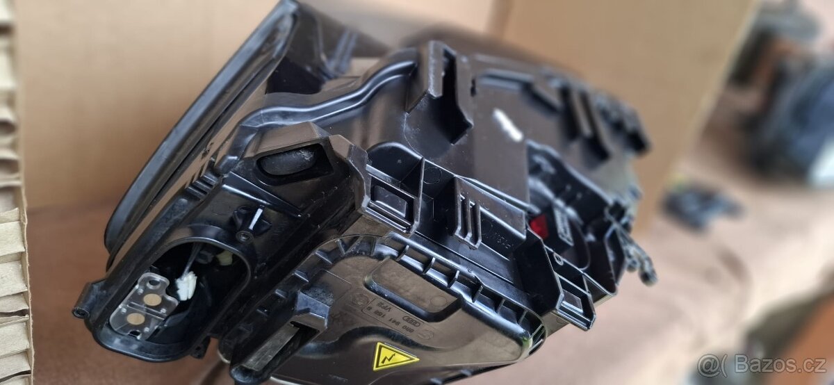 Predni svetla audi Q5 - 5