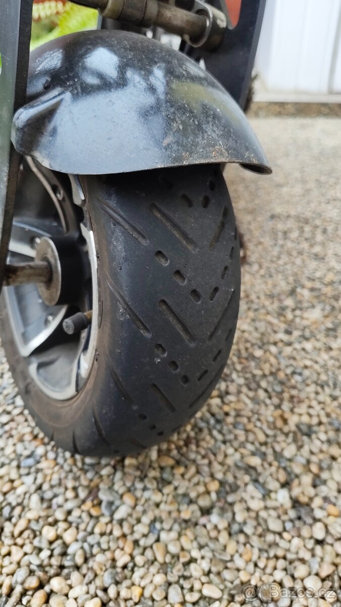 Prodám elektrokoloběžku Nitro Scooters - 5