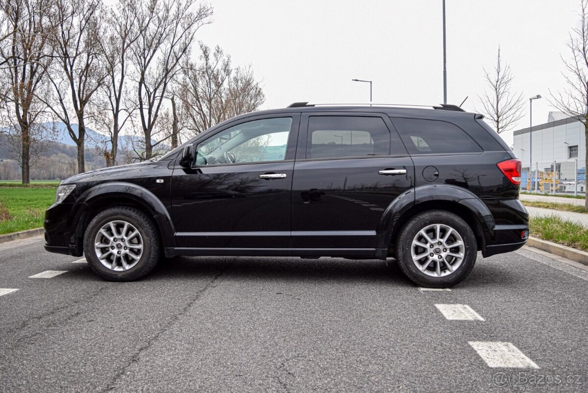 Fiat Freemont 2.0 16V MultiJet 4x4 A/T - 5