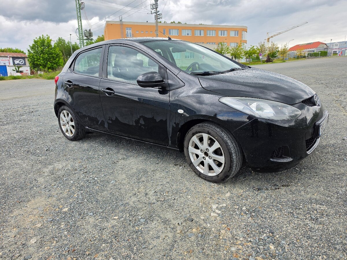 Mazda 2 2010 - 5