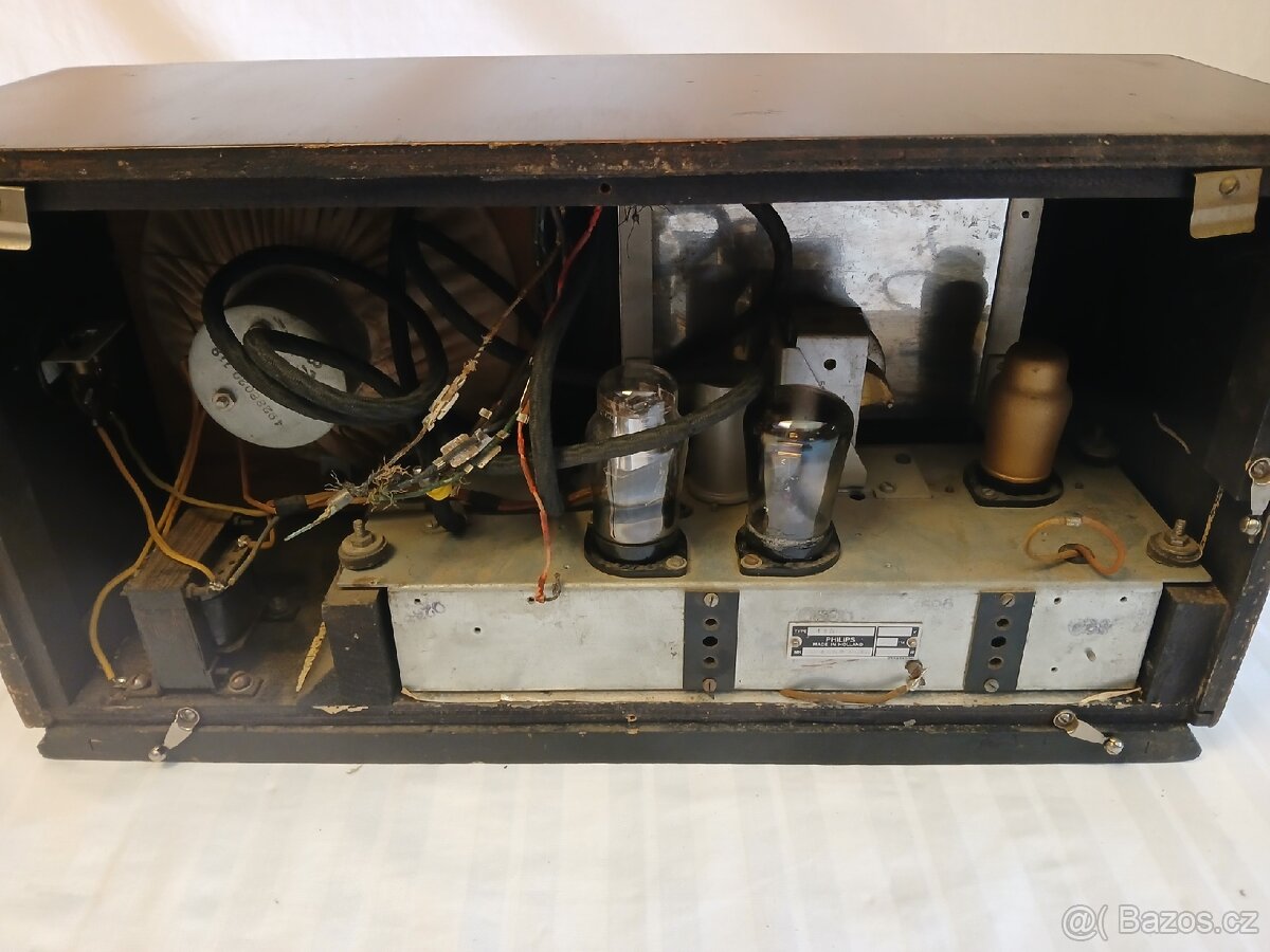 Starožitné radio Philips - 5