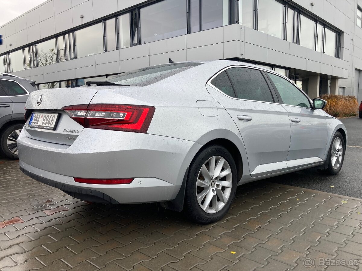 Škoda Superb 2,0tdi Laurin a Klement 140KW DSG,1.majitel - 5