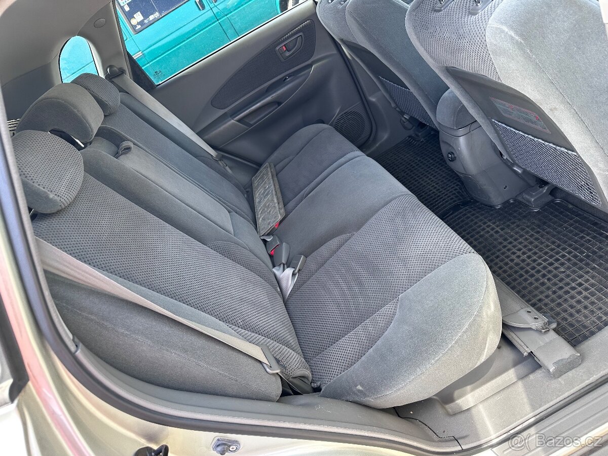 Hyundai Tucson 2.0CRDI 4x4 NÁHRADNÍ DÍLY - 5