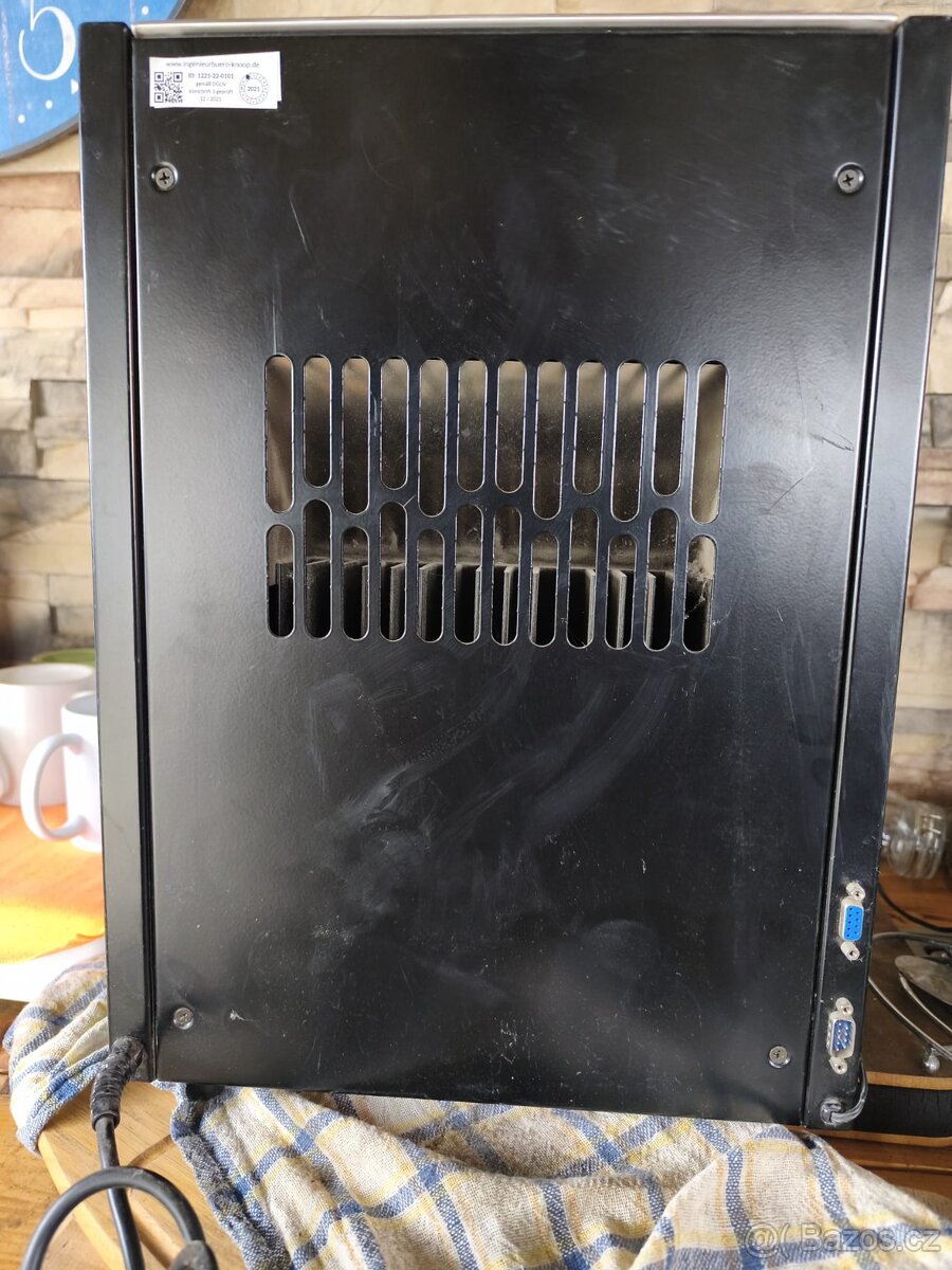 Mincový automat na nápoje - 5