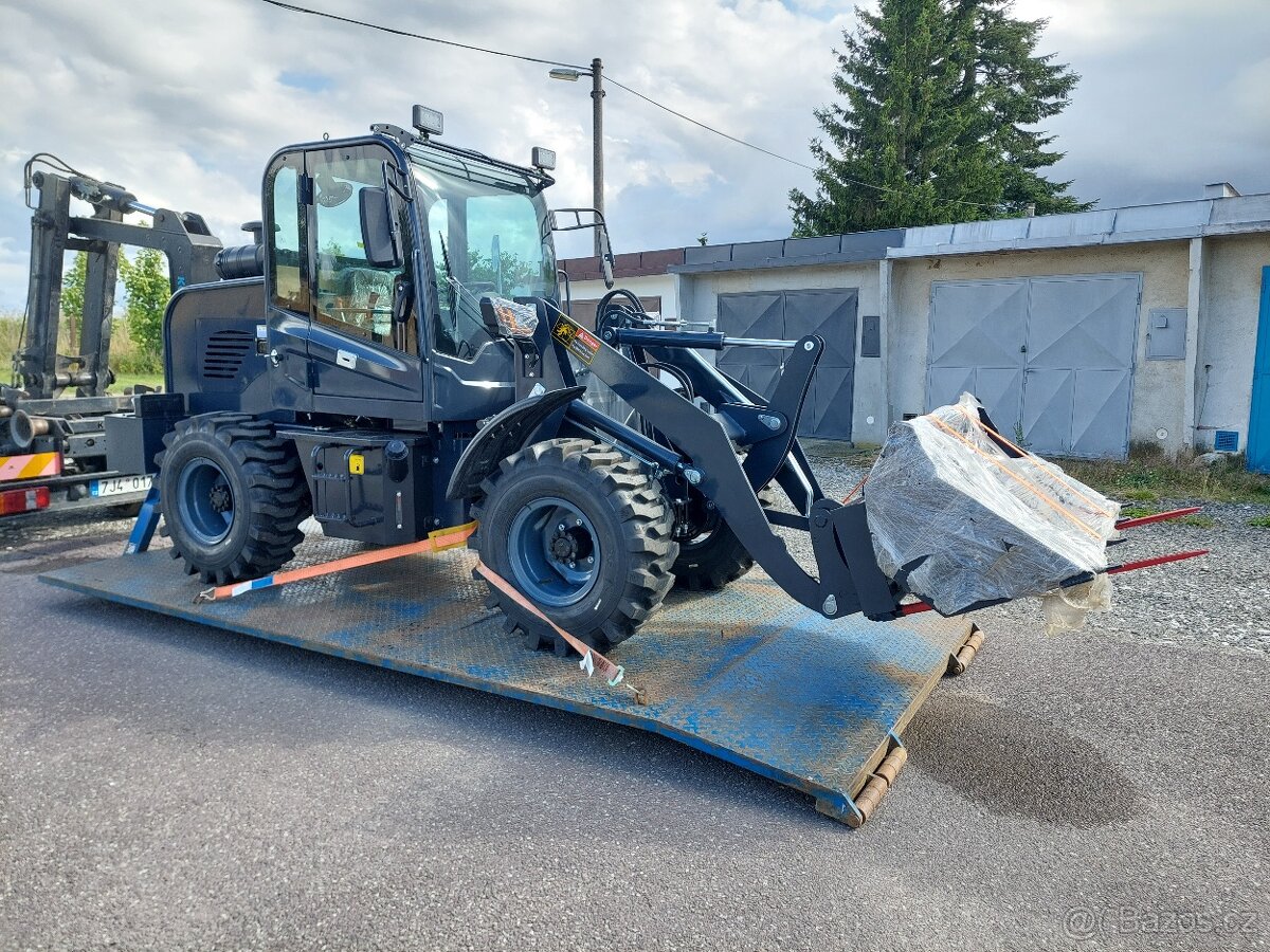 Kolový nakladač TH920 - 5