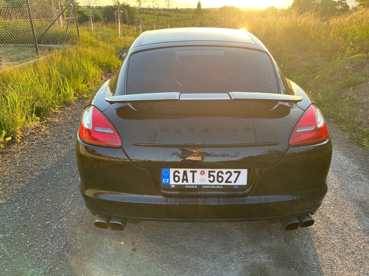 Porsche Panamera Turbo S PCCB - 5