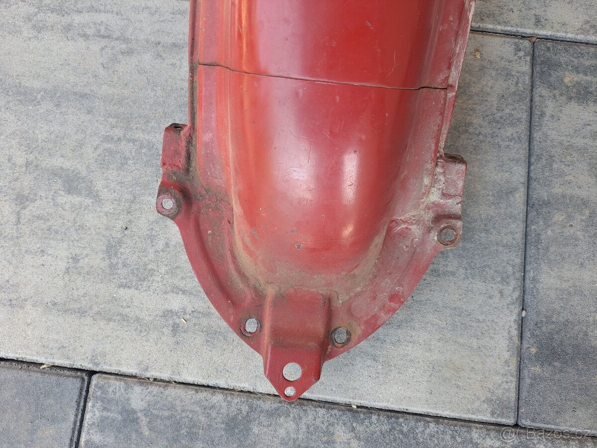 CZ 125 473 175 470 250 475 Sport Zadní blatník 19 - 5