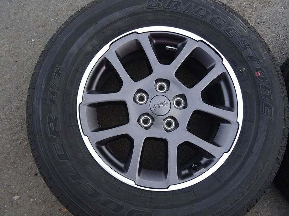 Alu disky Jeep Wrangler, 18", 5x127, celoroční Bridgestone - 5