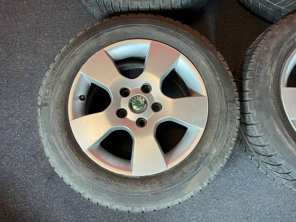 ALU disky 5x112 R15 6,5Jx15H2 ET 50 se zimními pneu 195/65 R - 5